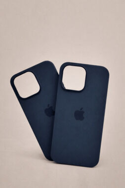 Authentic Apple iPhone Silicone Case with MagSafe  Dark Navy Blue